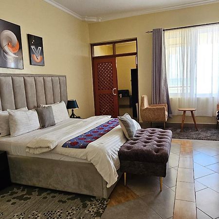Genesis Retreat House Hotel Мтвара Екстериор снимка